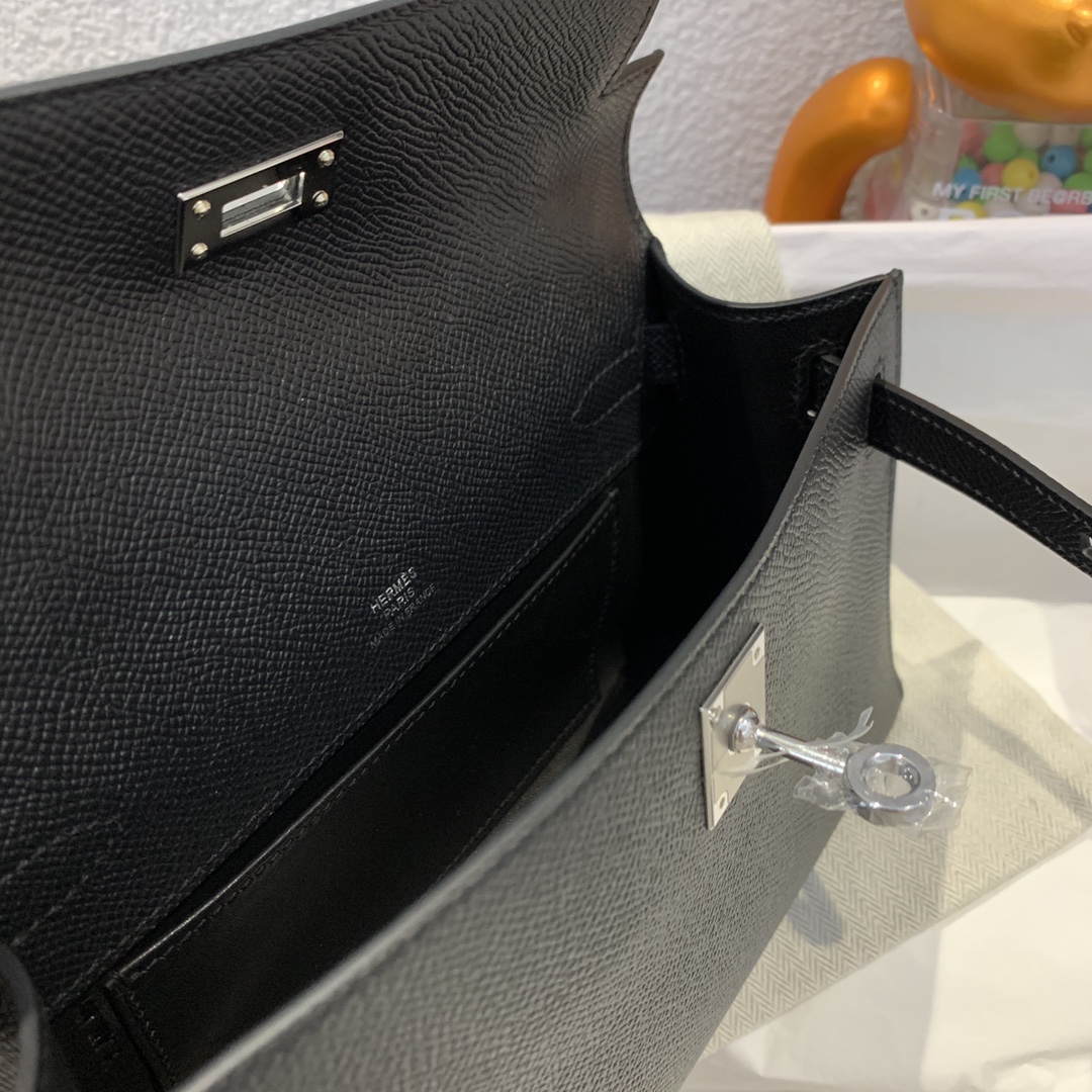 에르메스 미니 켈리백22 블랙 은장 앱송